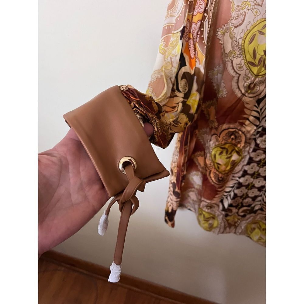 Alexis
Story Teller Printed Minidress - Picture 8 of 11